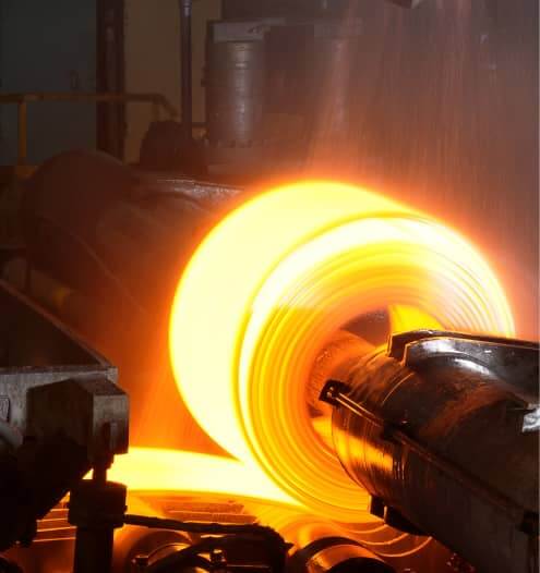 La producción mundial de acero cayó un 2,2% interanual en febrero