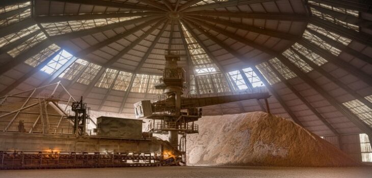 El consumo de cemento se mantiene estable en febrero pese al impacto de las lluvias