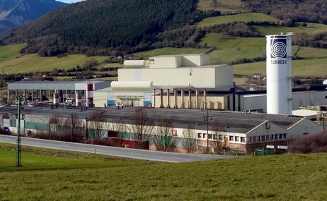 Tubacex ultima un ERTE por el bloqueo de Ormuz y la crisis abierta en el petróleo