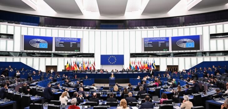 La Eurocámara respalda recortar la entrada de acero sin arancel y gravar un 50% el resto ante el exceso global