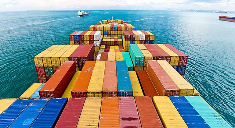 En febrero, se mantiene el déficit comercial en el sector del metal