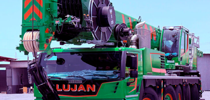 Transportes Luján consolida su presencia en el sector con la adquisición de la primera grúa móvil LTM 1150-5.4 de España