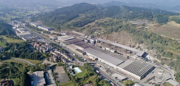 Arcelor de Olaberria para su horno grande por falta de caudal en el río Oria